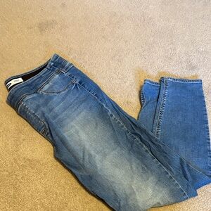 Old Navy Women's Medium Blue Straight-Leg Jeans